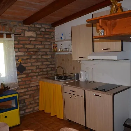 Apartment With A Parking Space Stinjan, - 20693 Pula